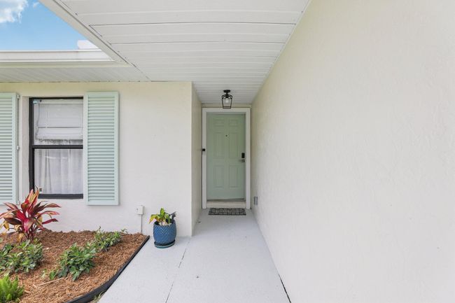 9830 Oak Trl, House other with 3 bedrooms, 3 bathrooms and null parking in Sebastian FL | Image 48