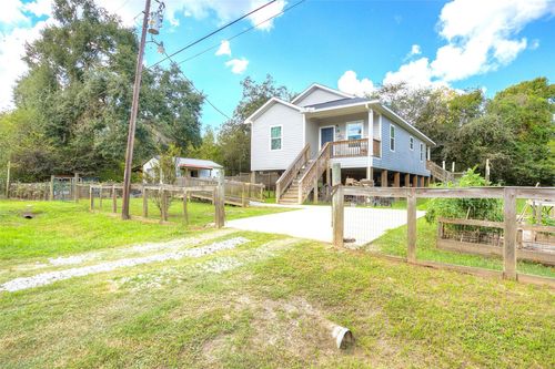 18 A R Kirk, Trinity, TX, 75862-3782 | Card Image