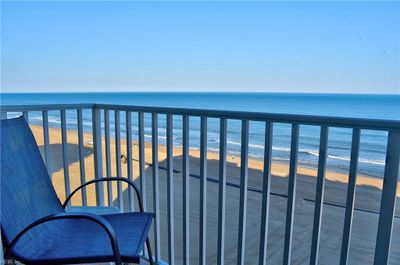 1002 - 303 Atlantic Unit 1002 Avenue, House attached with 2 bedrooms, 2 bathrooms and null parking in Virginia Beach VA | Image 1