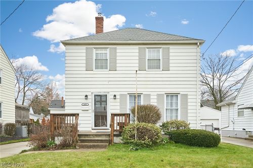 2491 8th St, Cuyahoga Falls, OH, 44221-2409 | Card Image