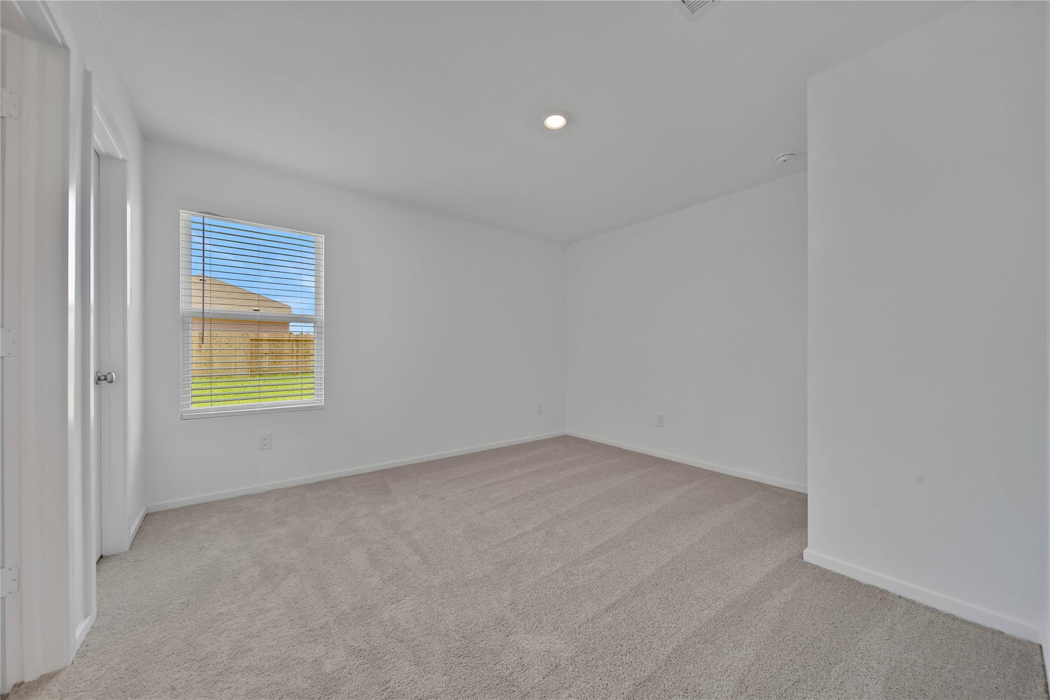 Residential Lease in Splendora 4