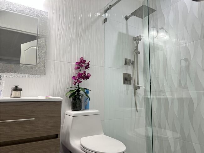 8786 - 8786 Nw 107 Th Ter, Townhouse with 3 bedrooms, 2 bathrooms and null parking in Hialeah Gardens FL | Image 7