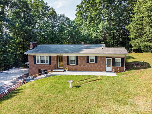 119 Foothills Dr, Lenoir, NC, 28645-5902 | Card Image