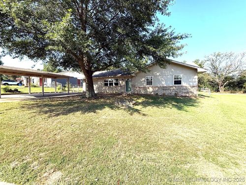 1508 Briarwood Ln, Henryetta, OK, 74437-1816 | Card Image