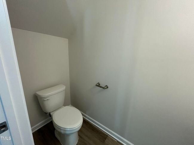 Powder room pic 2 | Image 5