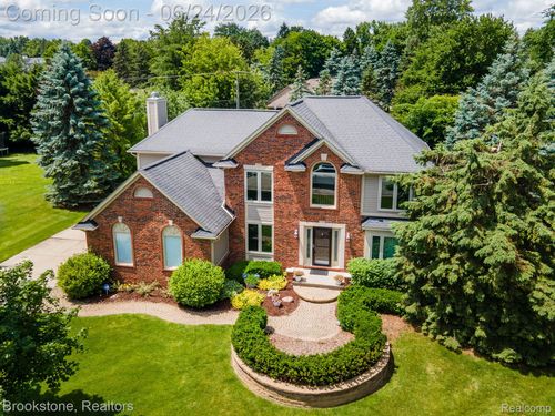 3812 Kossuth Rd, Lake Orion, MI, 48360-2511 | Card Image