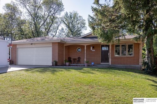 7101 Colby St, Lincoln, NE, 68505-1428 | Card Image