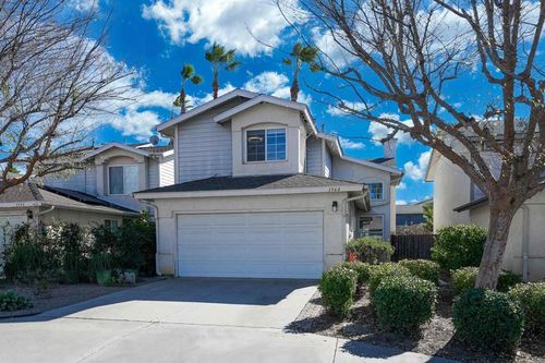 1364 H St, Ramona, CA, 92065-2885 | Card Image