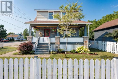 1612 Cassells St, North Bay, ON, P1B4C5 | Card Image
