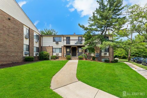 1004 Cricket Ln, Woodbridge, NJ, 07095-1579 | Card Image