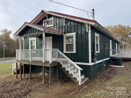 632 Graham St, Albemarle, NC, 28001-2727 | Card Image