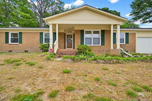 1529 Paisley Ave, Fayetteville, NC, 28304-2994 | Card Image