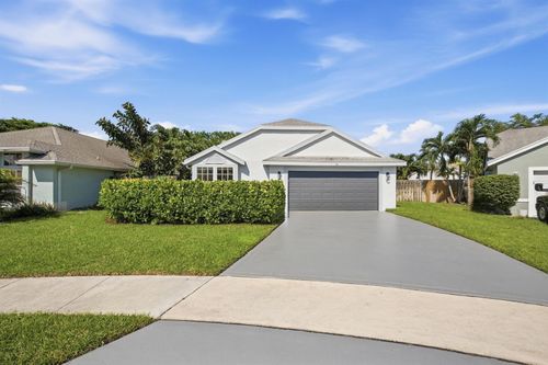 14 Heather Trace Dr, Boynton Beach, FL, 33436-8945 | Card Image