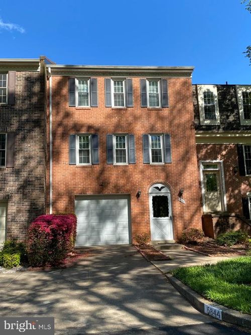 5844 Kara Pl, BURKE, VA, 22015-3331 | Card Image