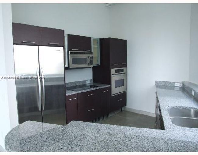 APT-301 - 3029 Ne 188 Th St, Condo with 3 bedrooms, 3 bathrooms and null parking in Aventura FL | Image 24