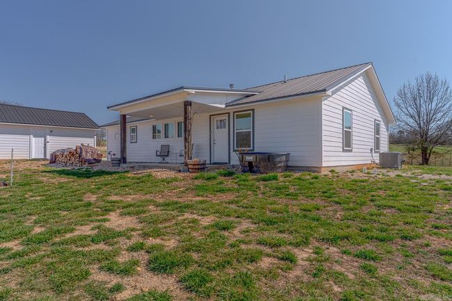 1665 Nc 1600, House other with 3 bedrooms, 2 bathrooms and null parking in Compton AR | Image 33