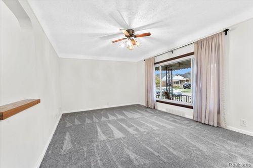 4281 19th St, Wyandotte, MI, 48192-6929 | Card Image