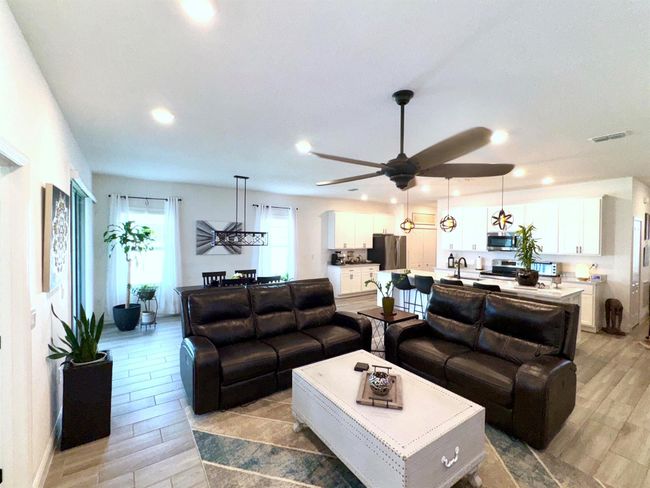 2761 Sw Palace Ave, House other with 3 bedrooms, 2 bathrooms and null parking in Port St. Lucie FL | Image 10