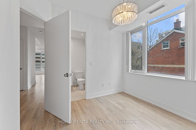 215 - 525 Adelaide St W, Condo with 3 bedrooms, 2 bathrooms and 1 parking in Toronto ON | Image 17