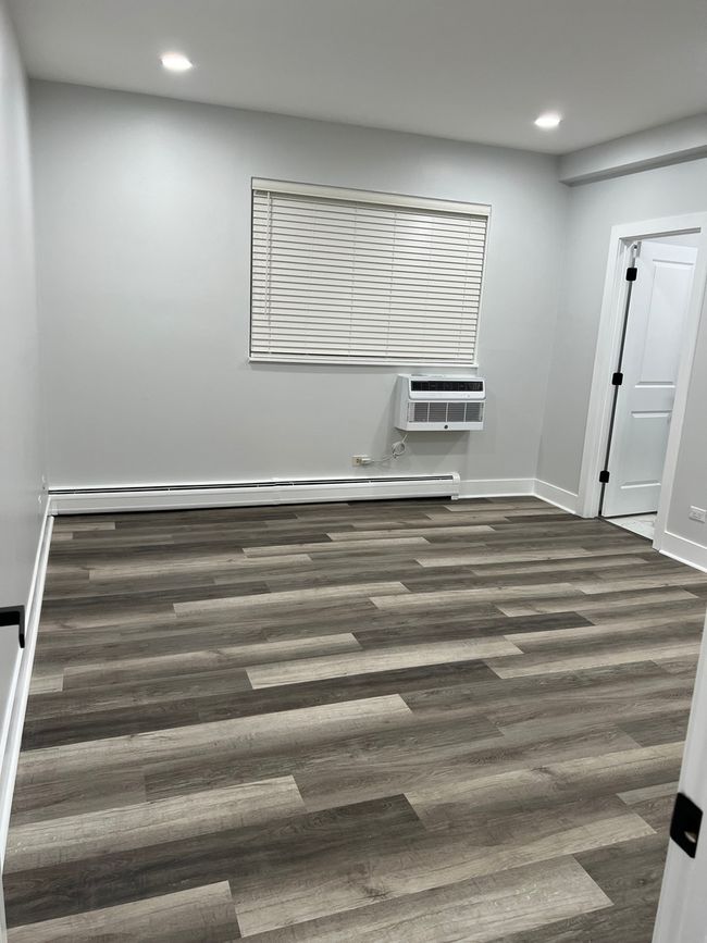 APT-401 - 290 N Westgate Rd, Condo with 2 bedrooms, 2 bathrooms and 2 parking in Mount Prospect IL | Image 13