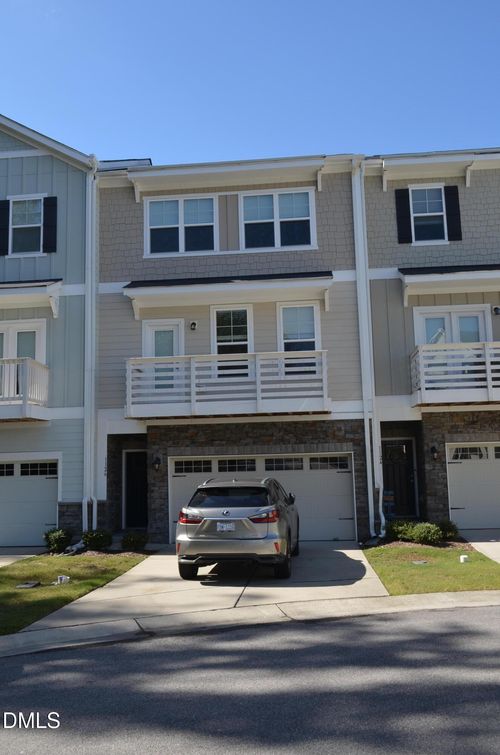 1126 Finch Ct, Apex, NC, 27502-2534 | Card Image