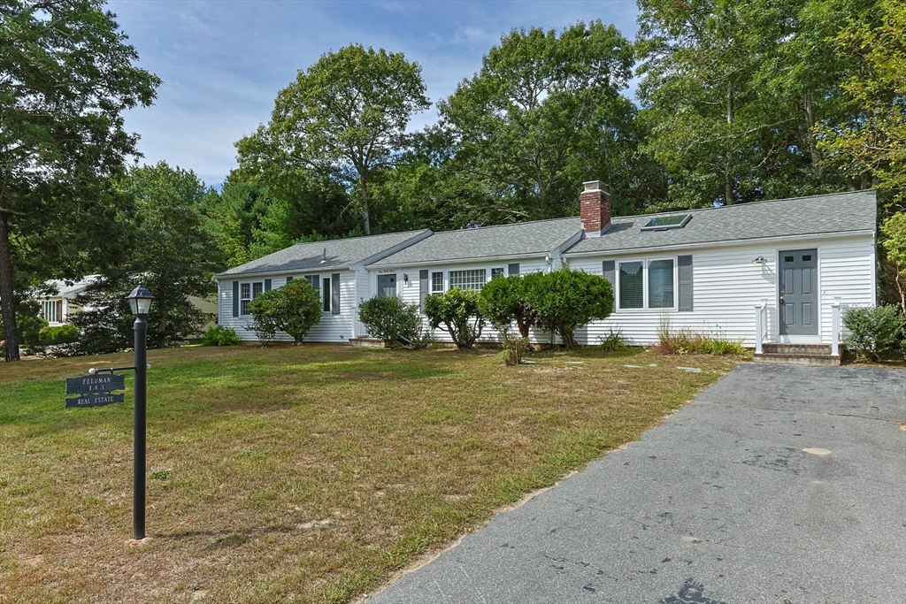 Nottingham Dr, Centerville, MA 02632