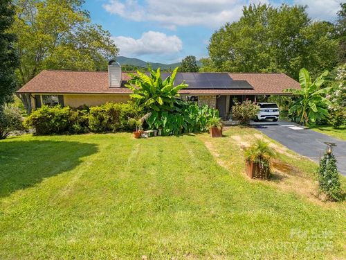 546 N Country Club Rd, Brevard, NC, 28712-8944 | Card Image