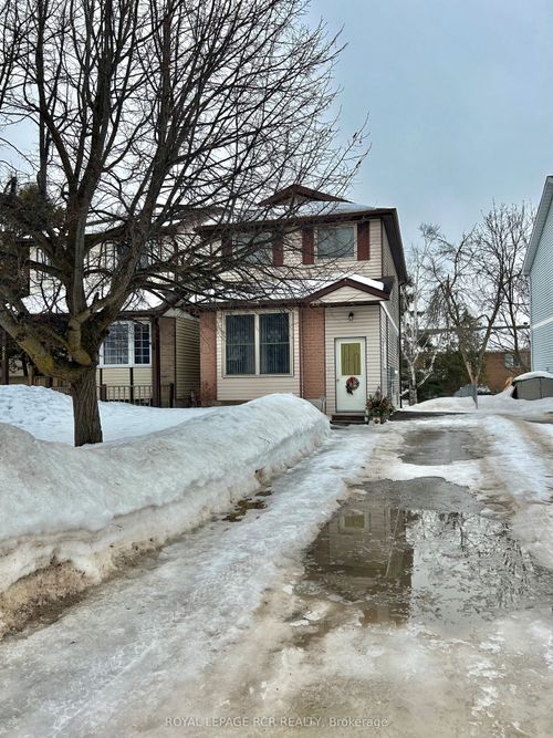 509 Pineview Gdns, Shelburne, ON, L9V2Z9 | Card Image