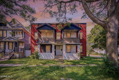 327 River Pl, Toledo, OH, 43611-3858 | Card Image