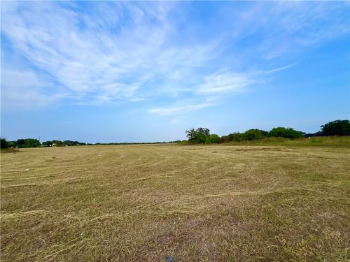 2003 S Cameron St, Alice, TX, 78332-6371 | Card Image
