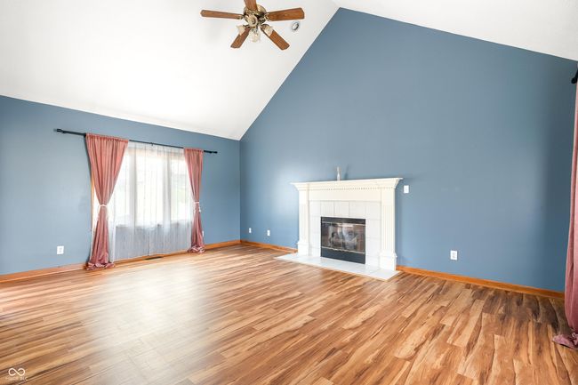 Living Room | Image 7