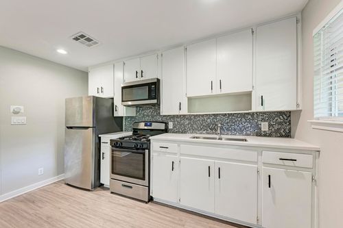 a-1612 Elmhurst Dr, Austin, TX, 78741-2510 | Card Image