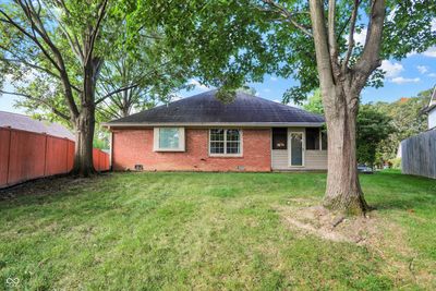 1235 Smoketree Drive, House other with 3 bedrooms, 2 bathrooms and null parking in Beech Grove IN | Image 2