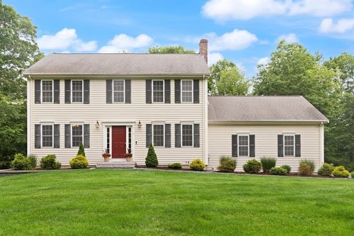 5 Winchester Rd, Medway, MA, 02053-2378 | Card Image