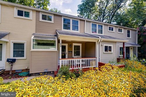 58 Ridge Rd, GREENBELT, MD, 20770-7704 | Card Image