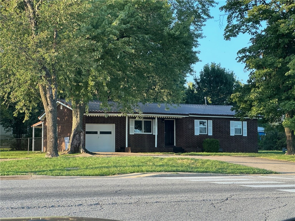 Cheri Whitlock Dr, Siloam Springs, AR 72761 #1