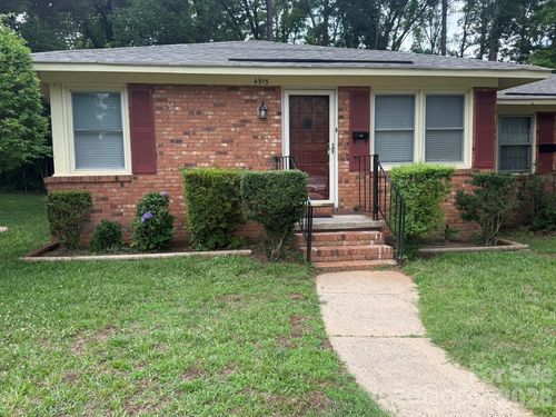 4915 Malibu Dr, Charlotte, NC, 28215-1537 | Card Image