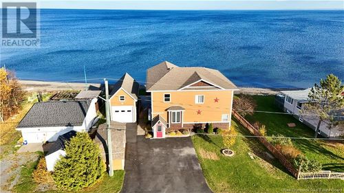 519 Bel-Air Rue, Beresford, NB, E8K1X8 | Card Image