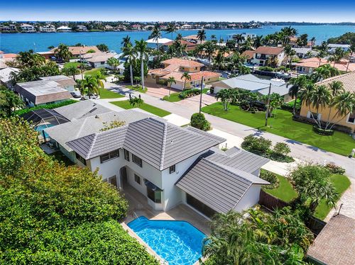 150 Lucina Dr, Hypoluxo, FL, 33462-6018 | Card Image