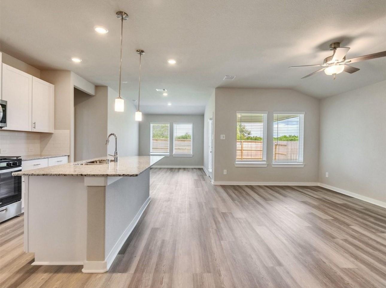 Residential Lease in Texas City 5