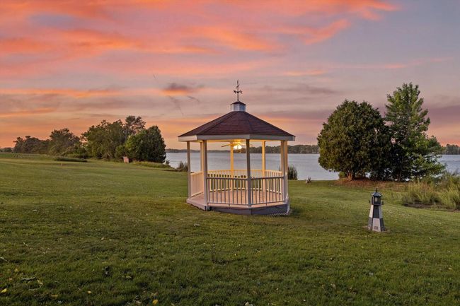 N4554 Lakeview Road, House other with 5 bedrooms, 3 bathrooms and null parking in HUSTISFORD WI | Image 6