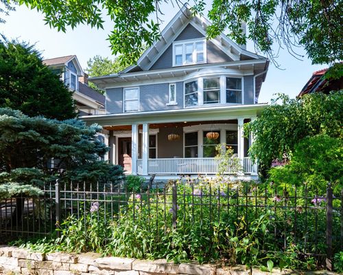 695 Lincoln Ave, Saint Paul, MN, 55105-3534 | Card Image