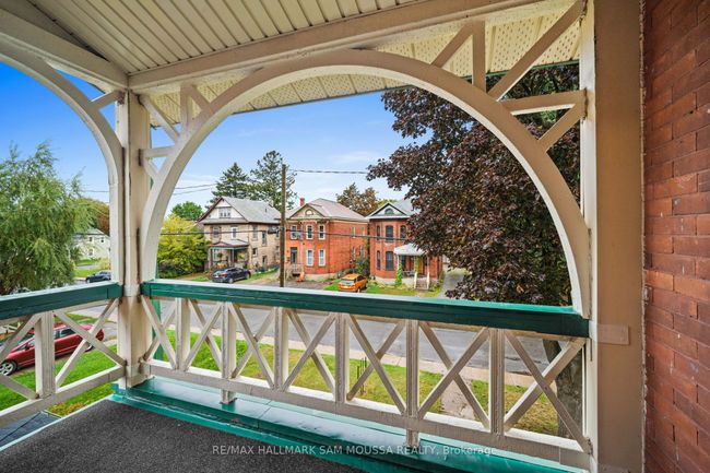 61 Russell St E, House other with 5 bedrooms, 2 bathrooms and 6 parking in Smiths Falls ON | Image 28