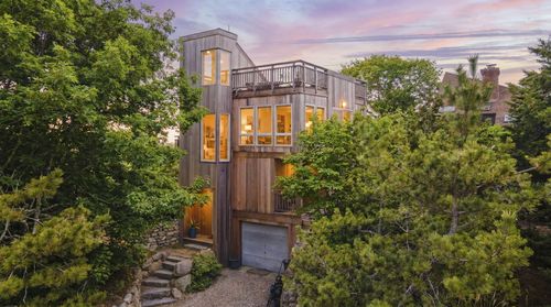 9 Thistlemore Rd, Provincetown, MA, 02657-1751 | Card Image