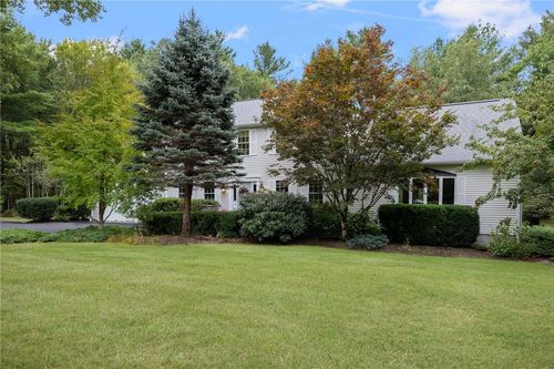 10 Fellowship Ct, West Greenwich, RI, 02817-2123 | Card Image