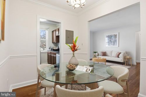 apt-211-906 S Washington St, ALEXANDRIA, VA, 22314-4266 | Card Image