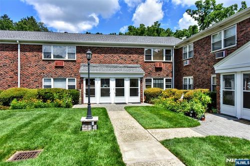 12 Regency Park, Ramsey, NJ, 07446 | Card Image