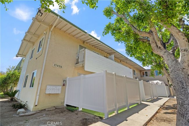 17956 Schoenborn St, Condo with 0 bedrooms, 0 bathrooms and 6 parking in Northridge CA | Image 5
