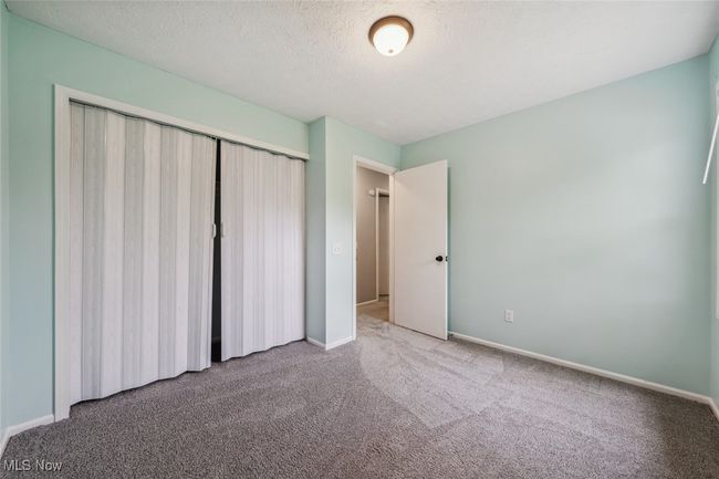 18 Lakeview Ct, House other with 3 bedrooms, 2 bathrooms and null parking in Lagrange OH | Image 19
