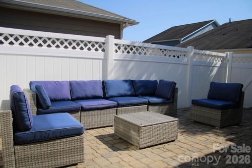 14020 Helen Benson Blvd, Davidson, NC, 28036-8970 | Card Image